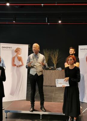 71189980_2998365370190563_502196434133581824_n