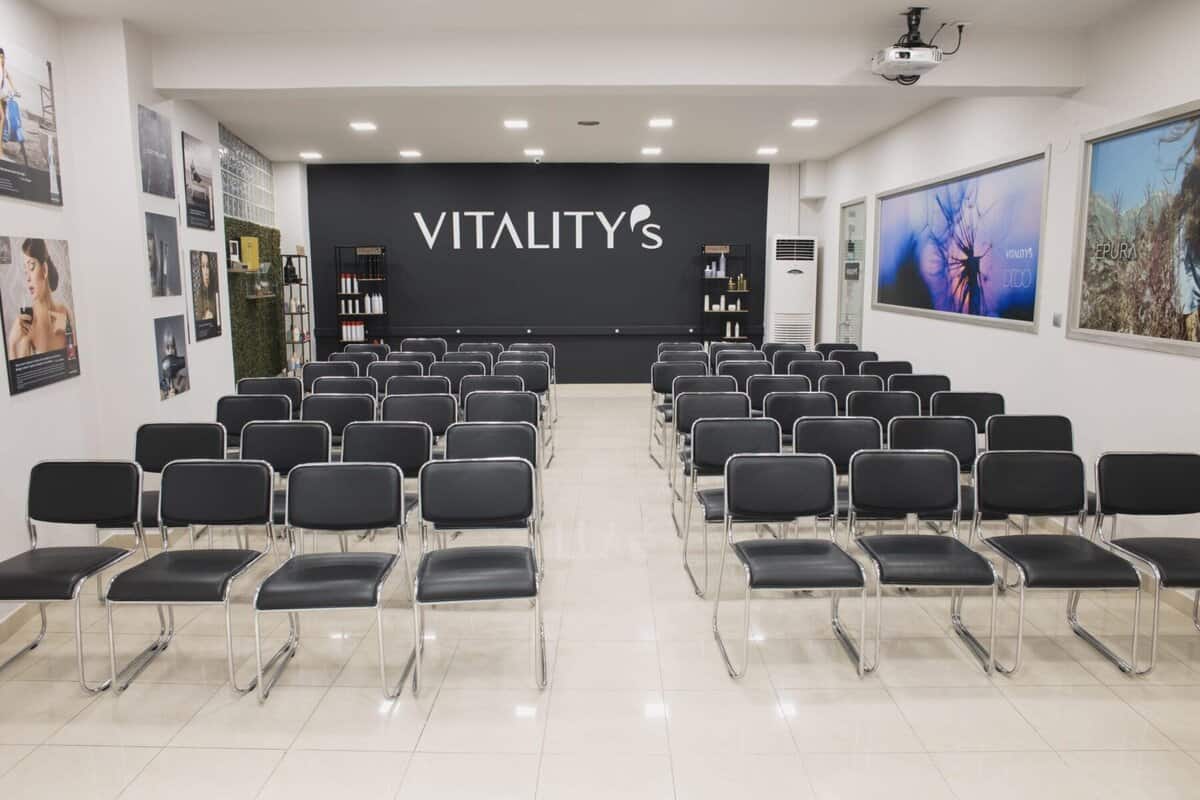 Vmondo Μπαχατουρης Καραμανλη 190 Studio 2