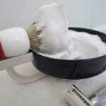 FINE ACCOUTREMENTS PORCELAIN ΜΠΩΛ ΞΥΡΙΣΜΑΤΟΣ ΜΑΥΡΟ-ΛΕΥΚΟ - Image 2