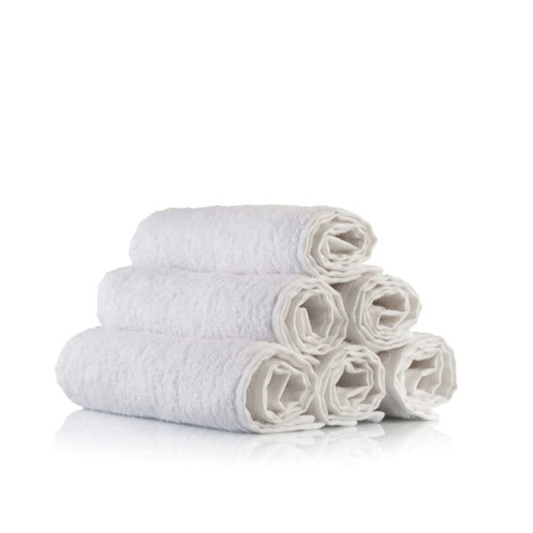 Πετσέτα ξυρίσματος από καθαρό λευκό βαμβάκι μεγέθους 20x60 cm.