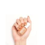 ESSIE COLOR 843 COCONUTS FOR YOU 13,5ml - Image 3